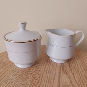 Creamer and Sugar dish Classic by ROSE China (JAPAN)‎